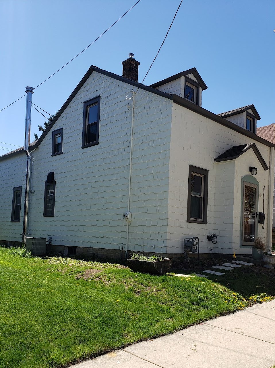 Exterior Painting by Off The Wall Painting